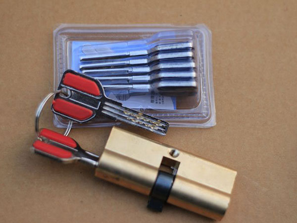 策勒24小时上门开锁公司